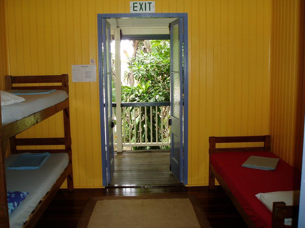 Mango Tourist Hostel Hervey Bay Habitación foto