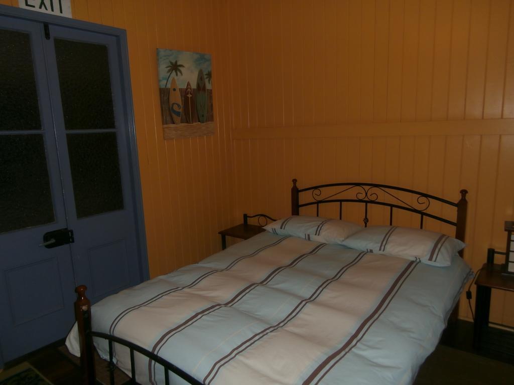 Mango Tourist Hostel Hervey Bay Habitación foto
